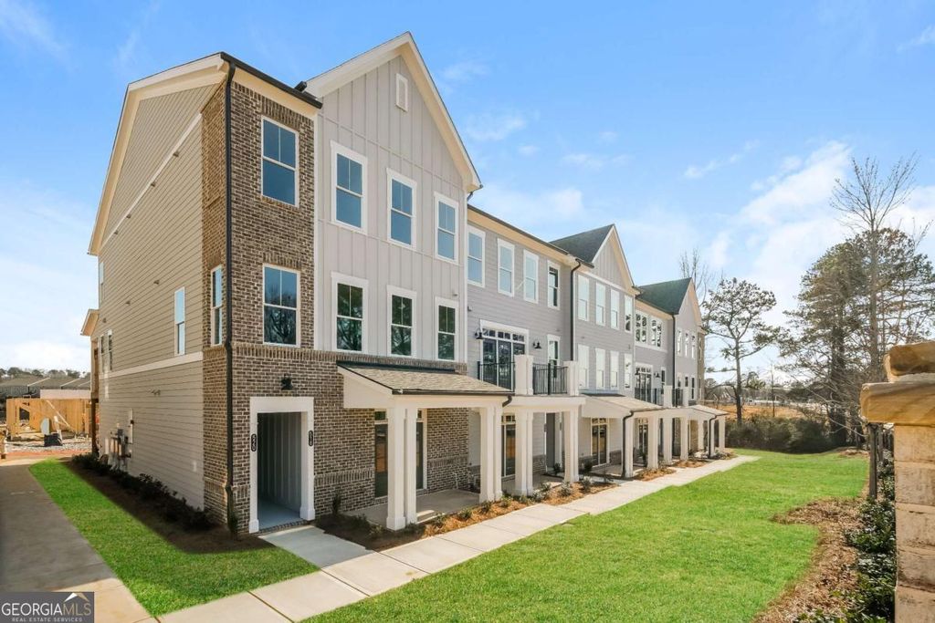 Photo of 514 Alice Way #D15, Cumming, GA 30040 (MLS # 10756529)