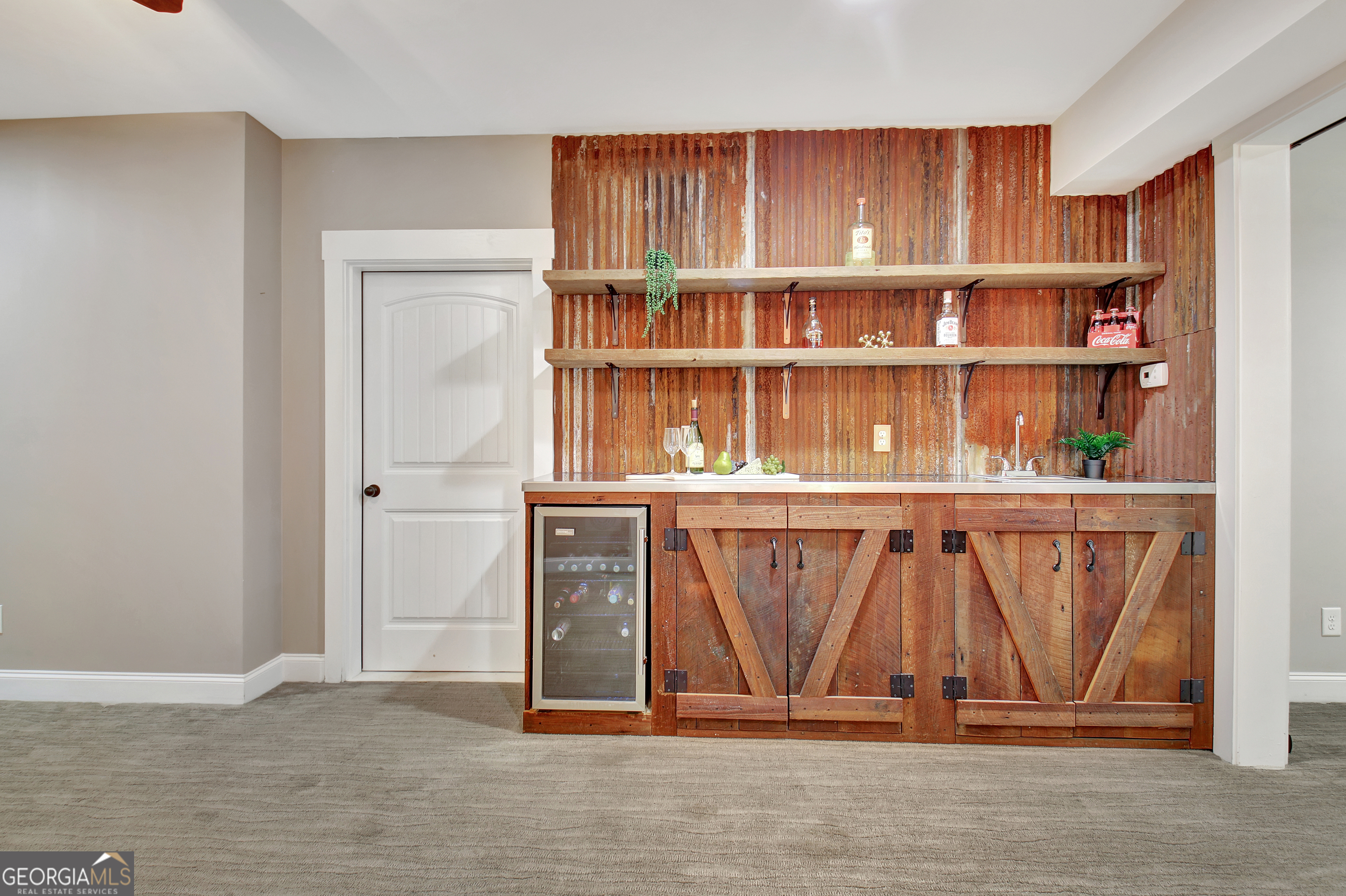 Tyrone, Georgia 30290, United States, 7 Bedrooms Bedrooms, ,5 BathroomsBathrooms,Residential,Active,25993