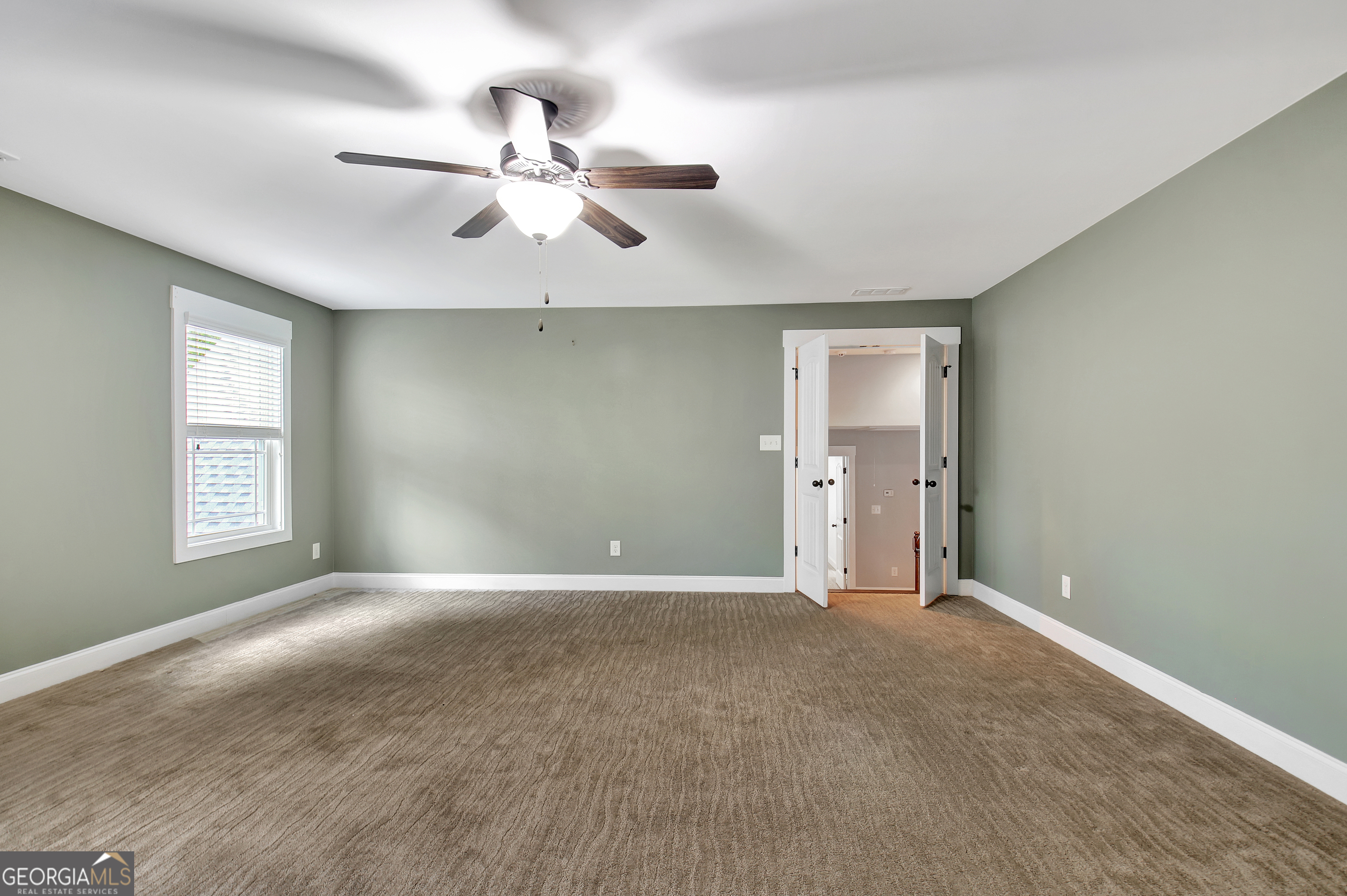 Tyrone, Georgia 30290, United States, 7 Bedrooms Bedrooms, ,5 BathroomsBathrooms,Residential,Active,25993