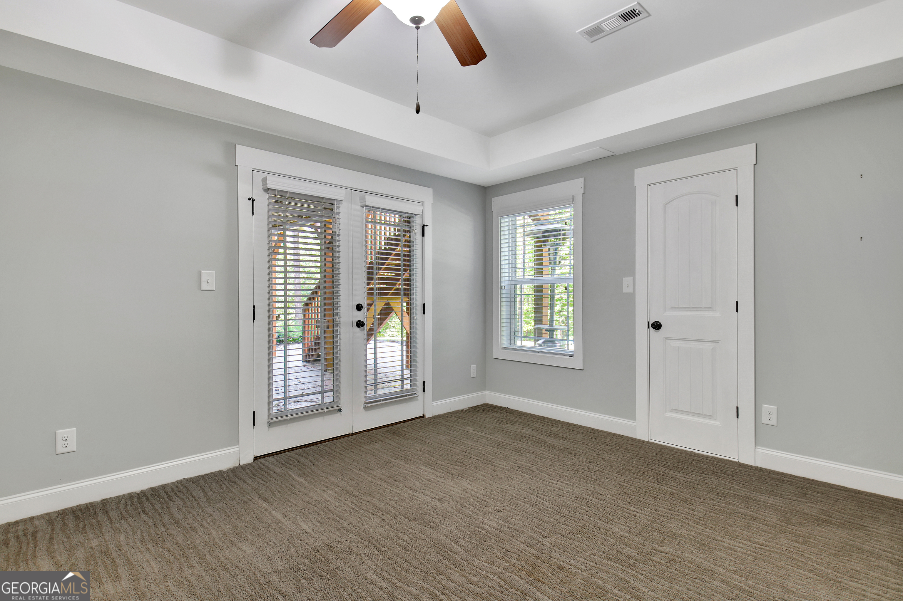 Tyrone, Georgia 30290, United States, 7 Bedrooms Bedrooms, ,5 BathroomsBathrooms,Residential,Active,25993