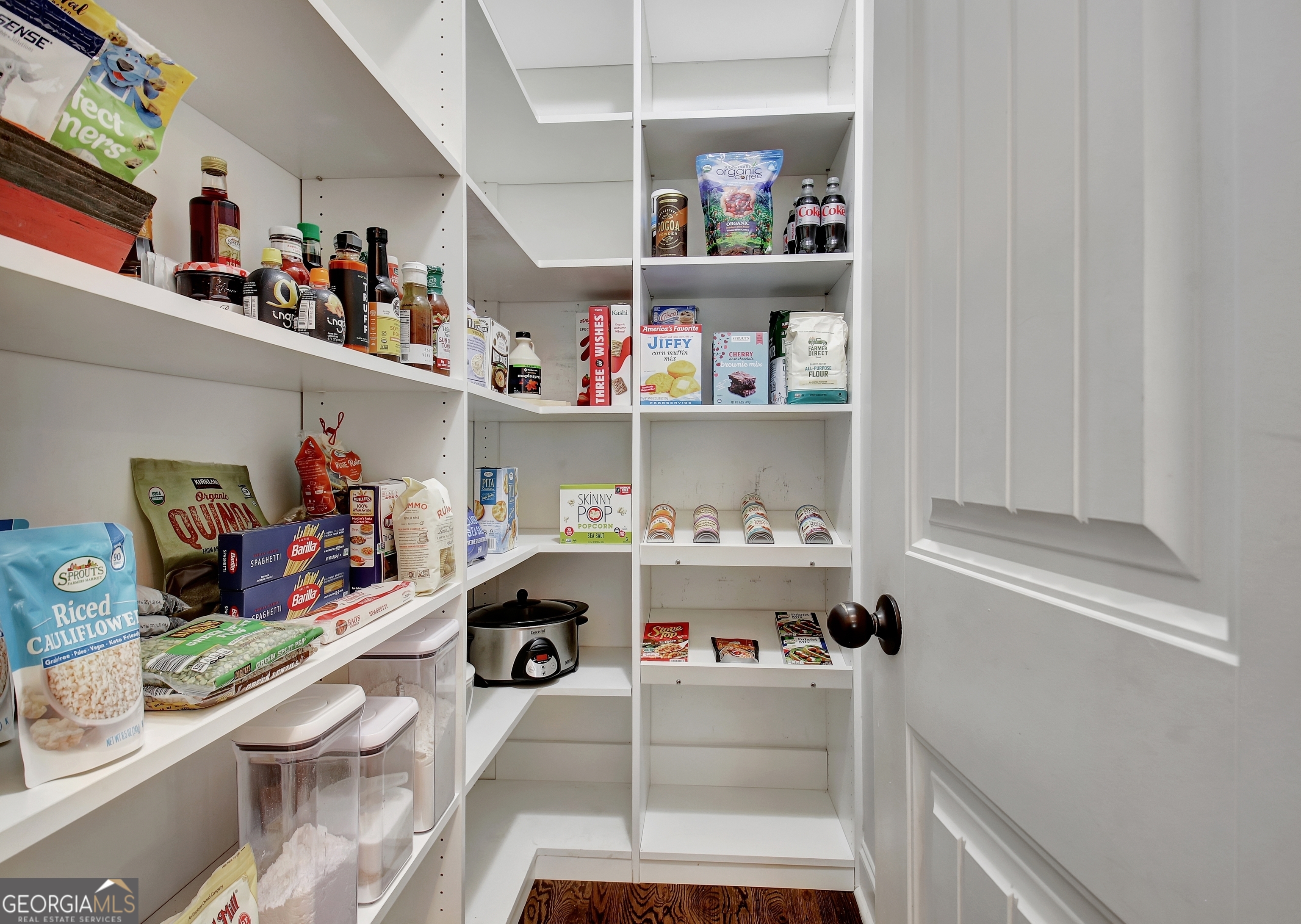 Tyrone, Georgia 30290, United States, 7 Bedrooms Bedrooms, ,5 BathroomsBathrooms,Residential,Active,25993