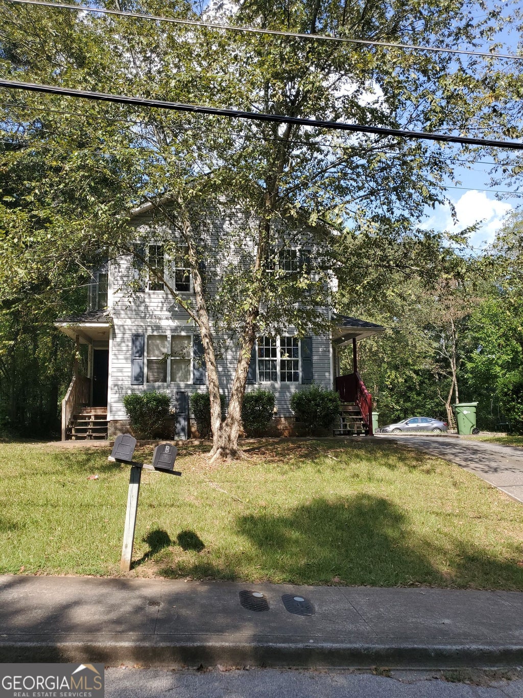 Photo of 1975 Hollywood Drive NW, Atlanta, GA 30318 (MLS # 10850534)