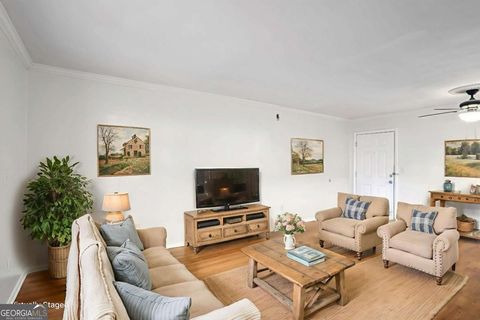 Photo of 1150 Collier Road NW #K9, Atlanta, GA 30318 (MLS # 10599529)