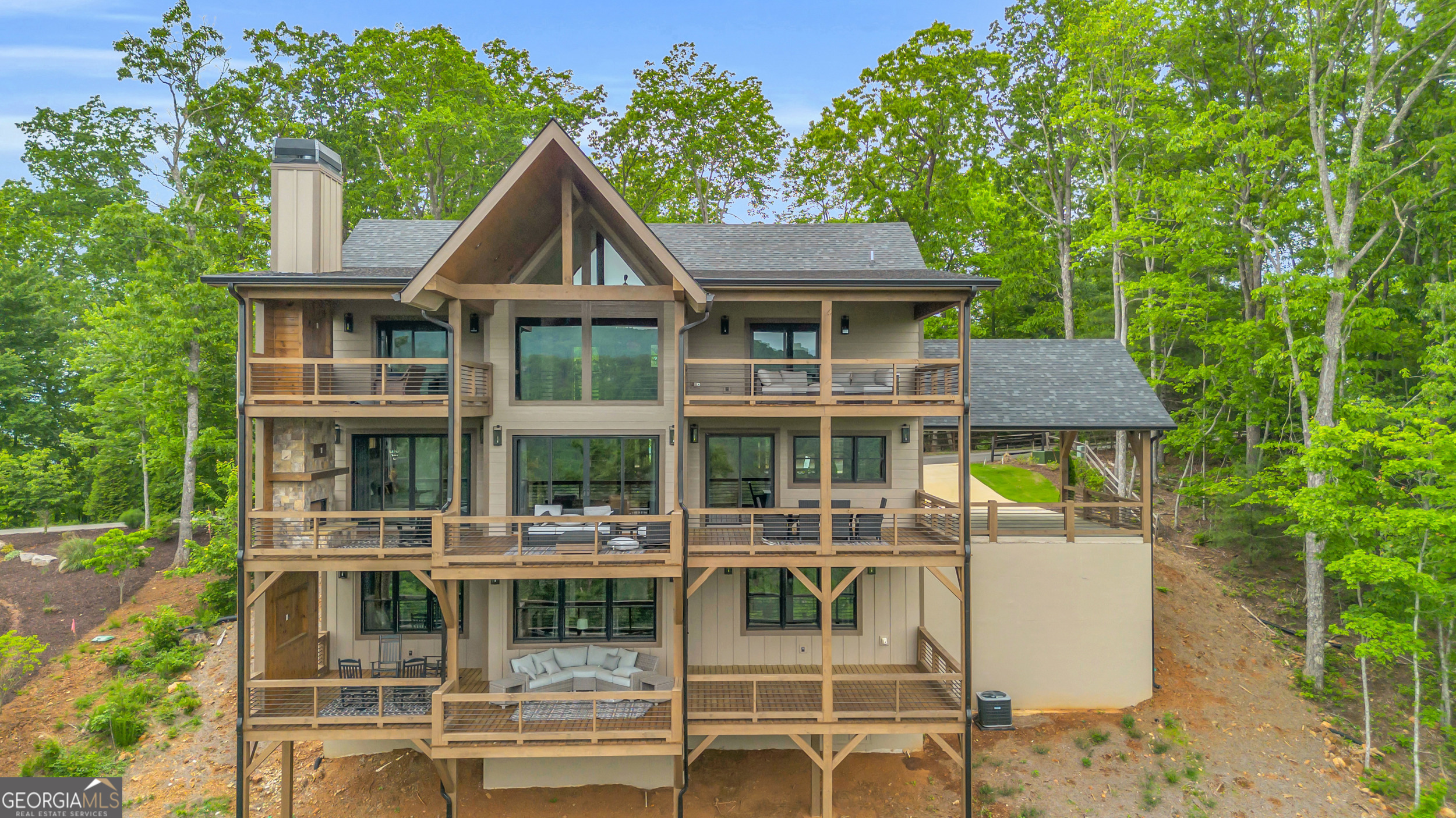 601 Overlook DR