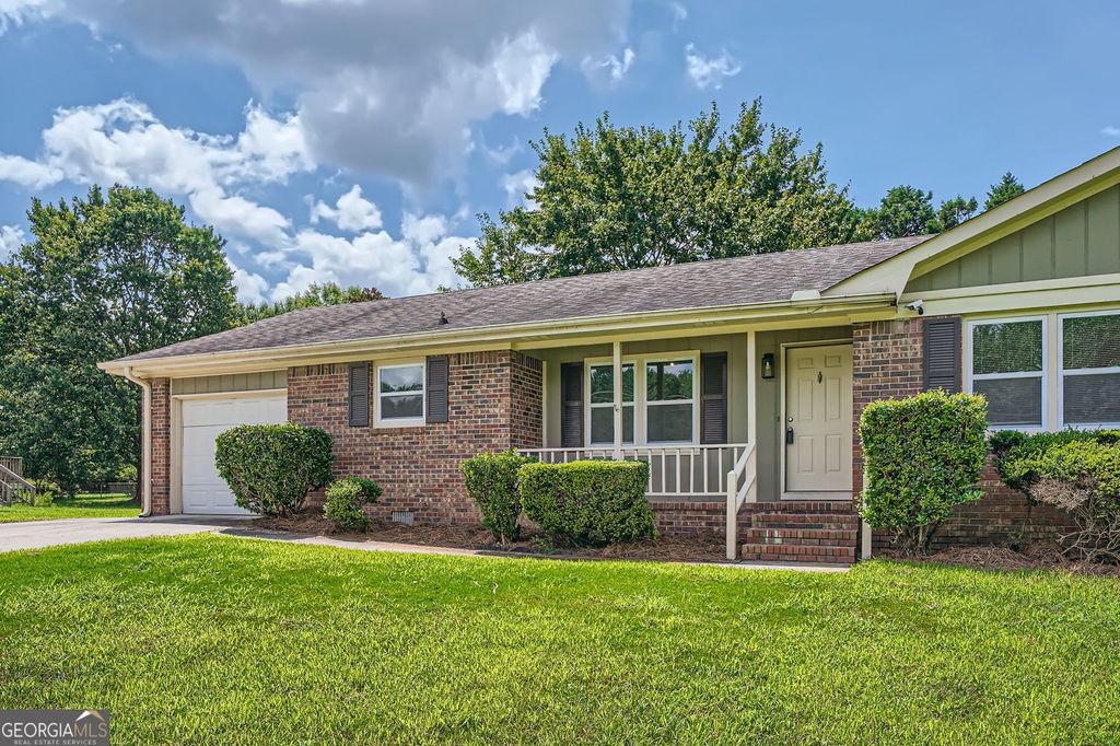 Photo of 881 Jefferson Drive SW, Conyers, GA 30094 (MLS # 10662908)