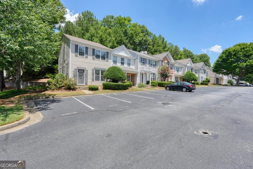 Photo of 2000 Whitestone Place, Alpharetta, GA 30005 (MLS # 10809708)