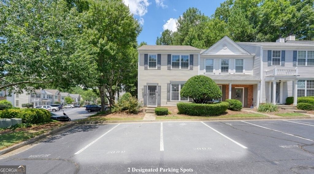 Photo of 2000 Whitestone Place, Alpharetta, GA 30005 (MLS # 10809708)