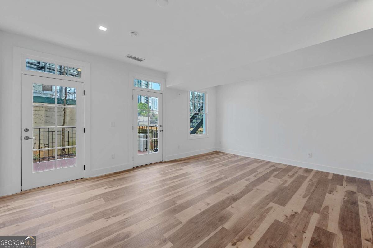 2909 Peachtree RD NE 106