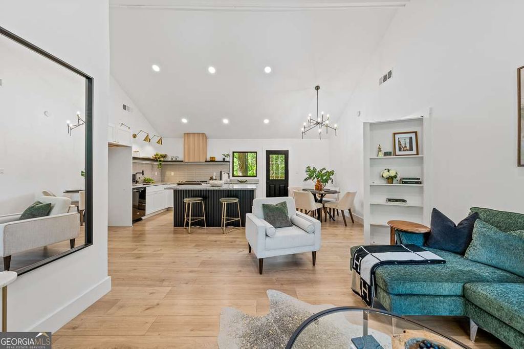 Photo of 1675 Avon Avenue SW, Atlanta, GA 30311 (MLS # 10663636)