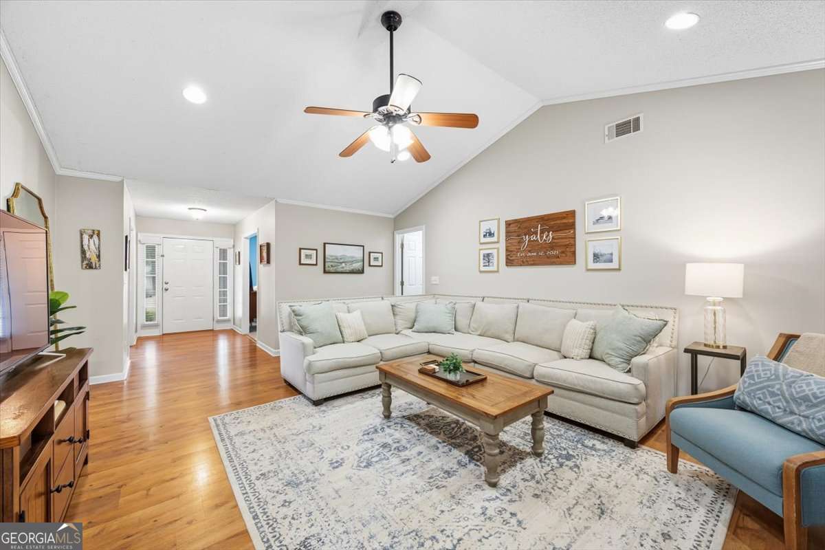 149 Ashford Trace LN