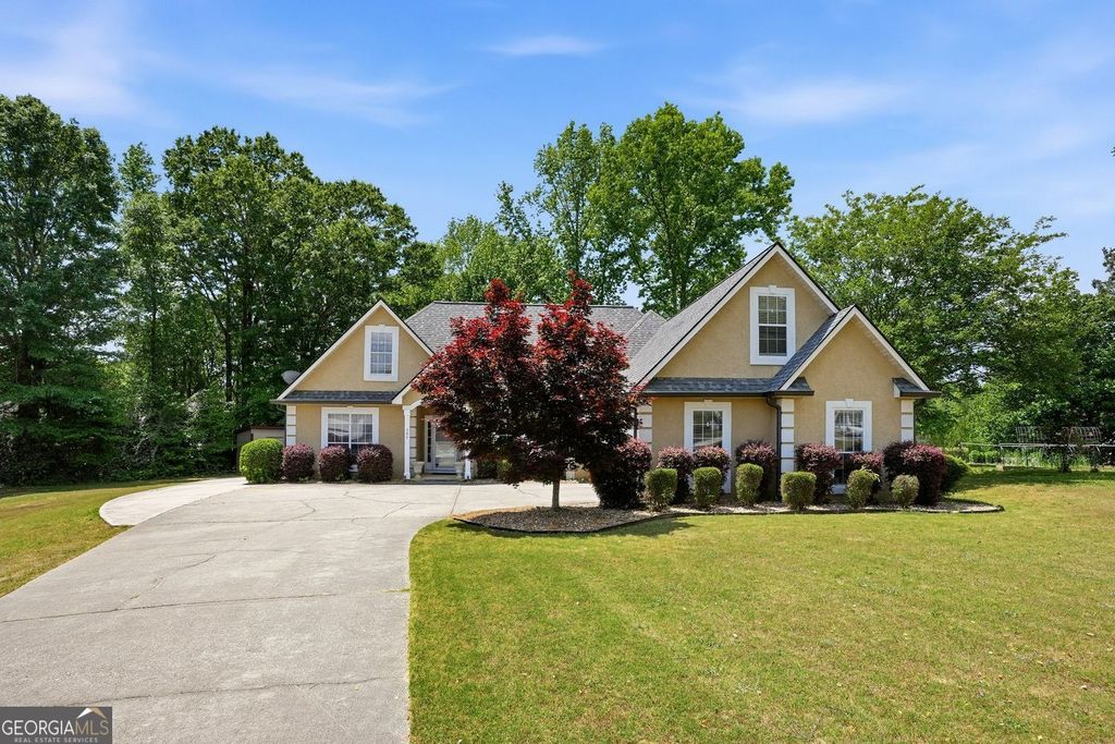 Photo of 409 Leigh Court, Stockbridge, GA 30281 (MLS # 10741946)