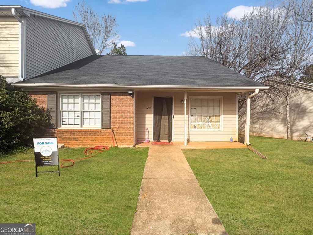 Photo of 660 Browning Lane SE, Conyers, GA 30013 (MLS # 10730681)