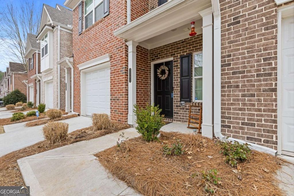 Photo of 2361 Heritage Park Circle NW #17, Kennesaw, GA 30144 (MLS # 10696153)