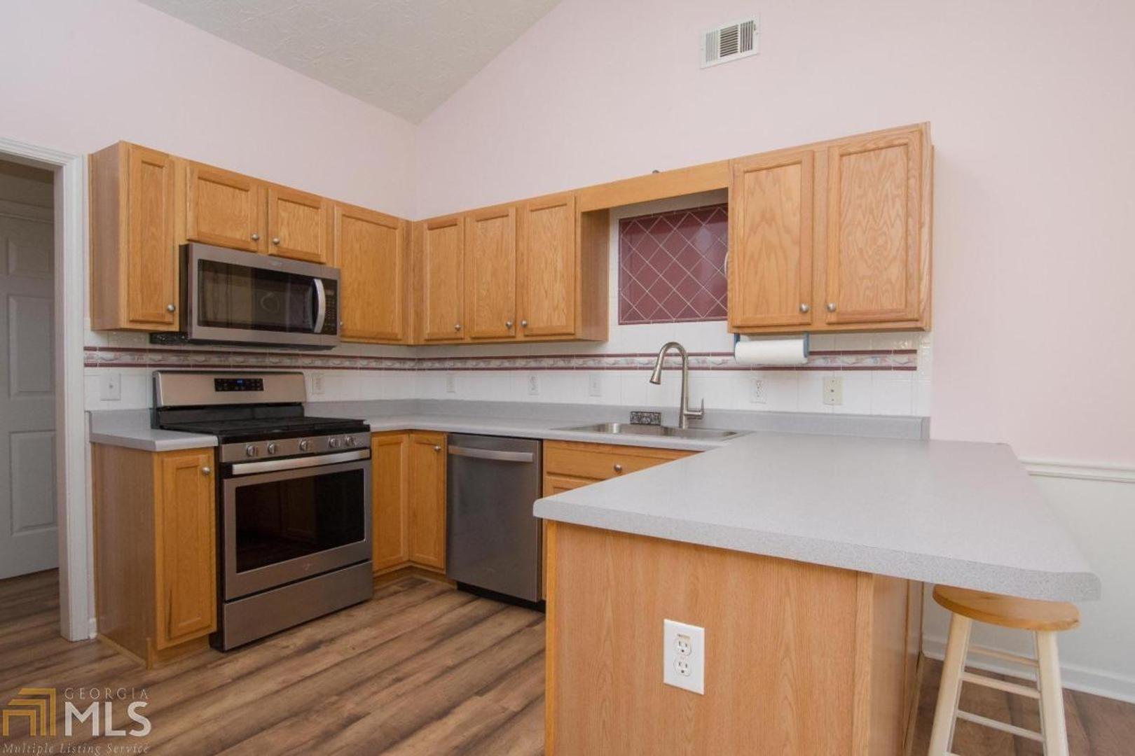 Meadow Glen - Residential