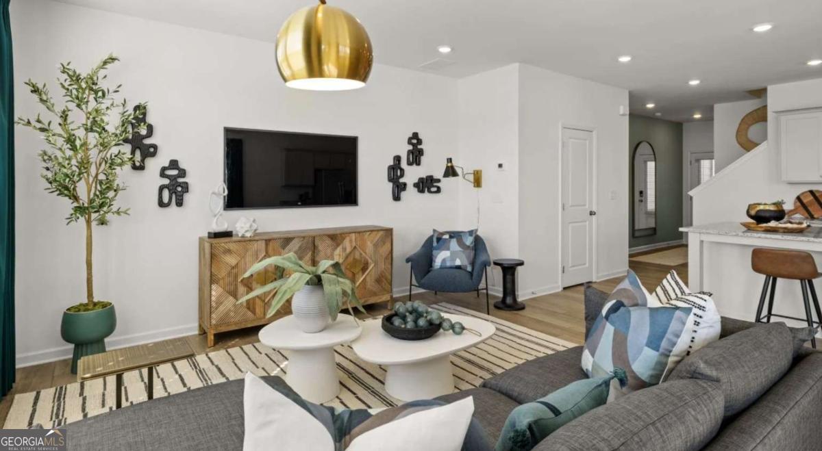 2602 Adventure WAY