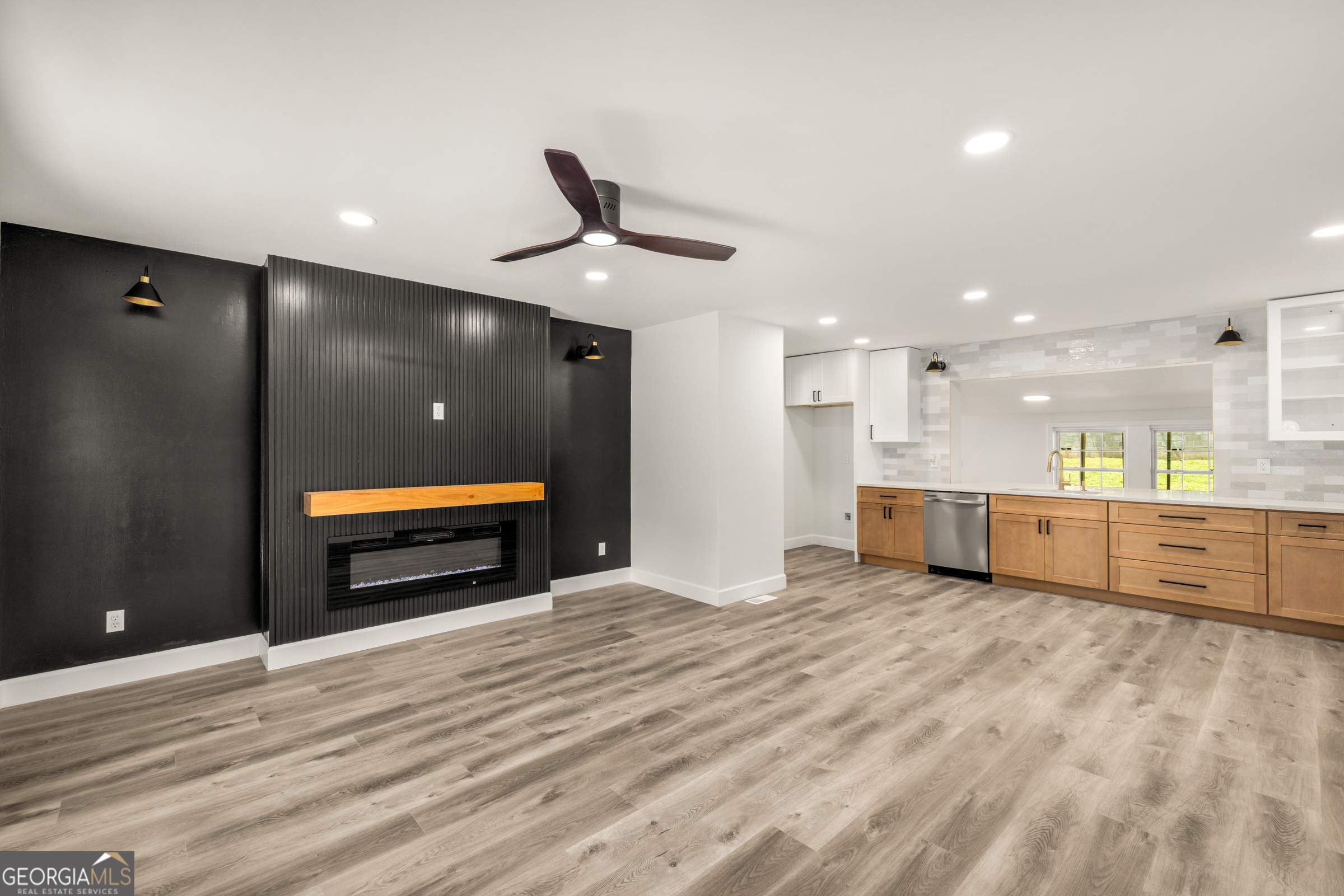 4597 Karla CIR