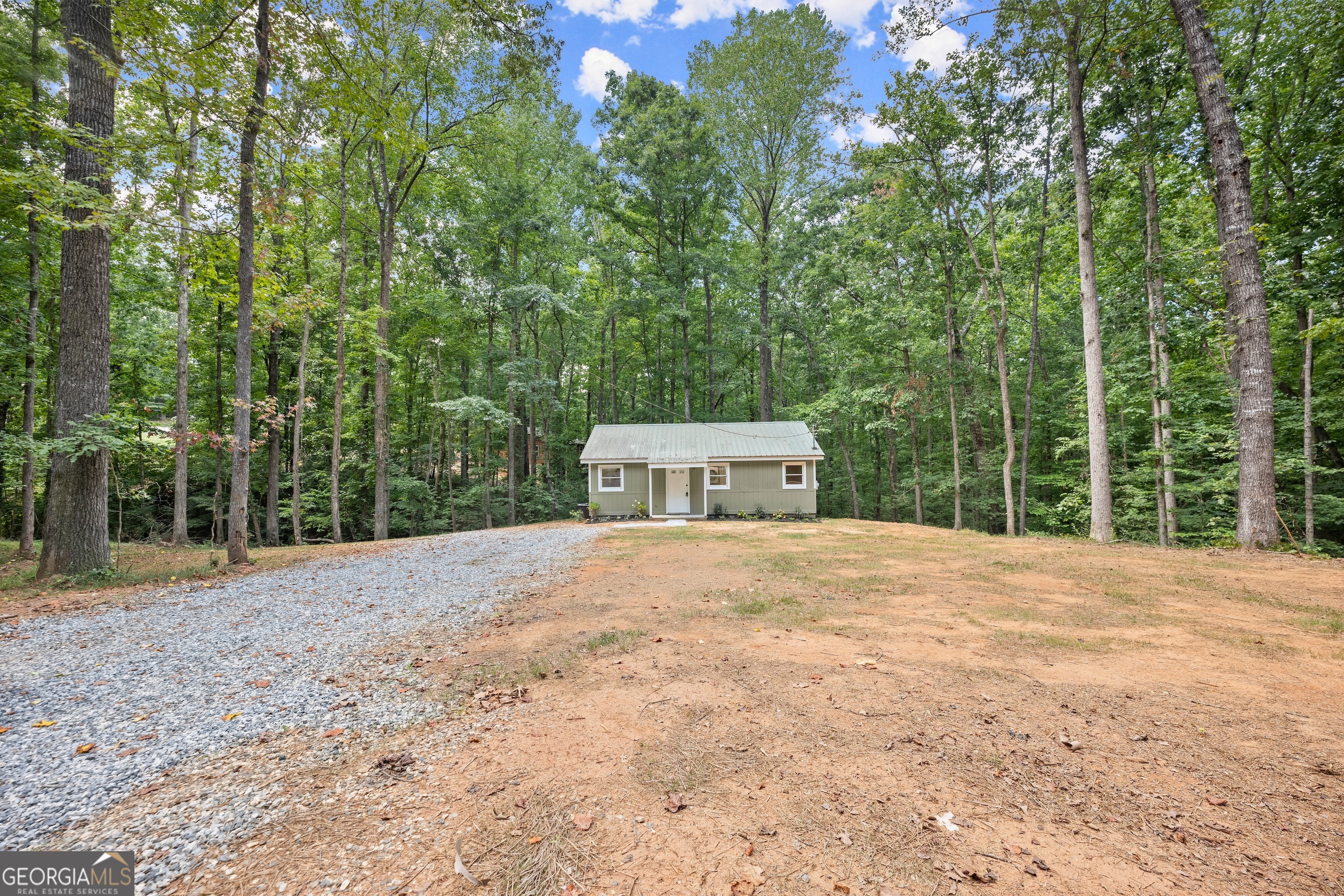 45 Lakeview Court