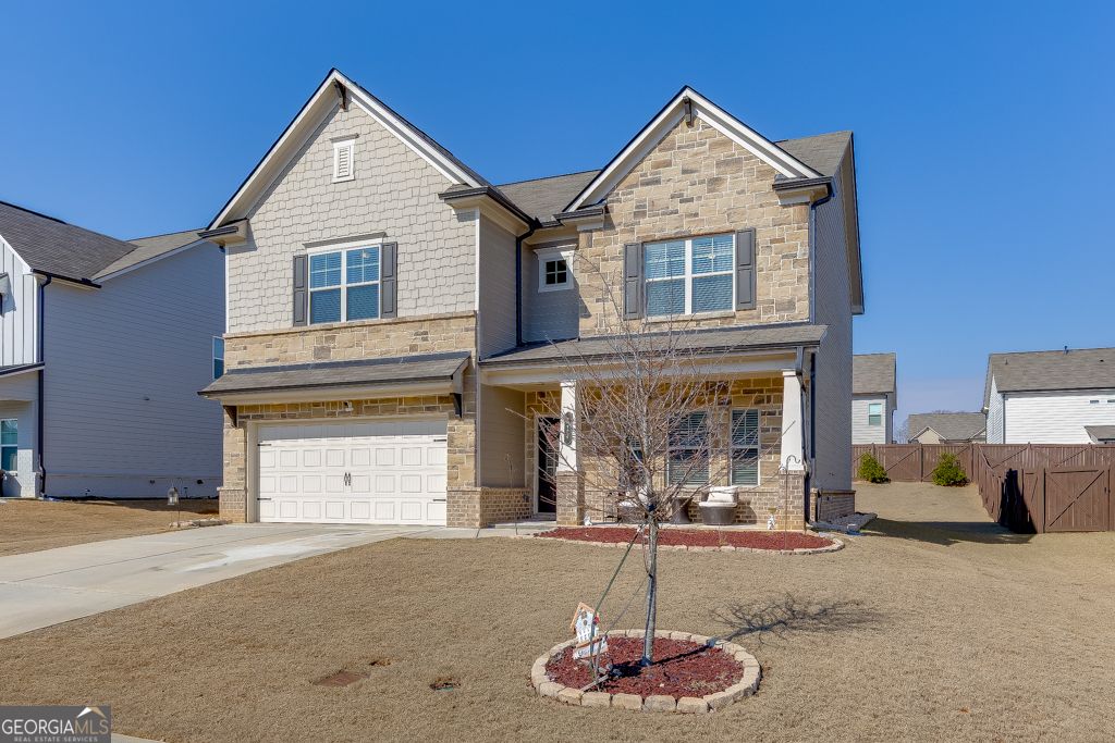 Photo of 114 Henson Farm Drive, Loganville, GA 30052 (MLS # 10686426)