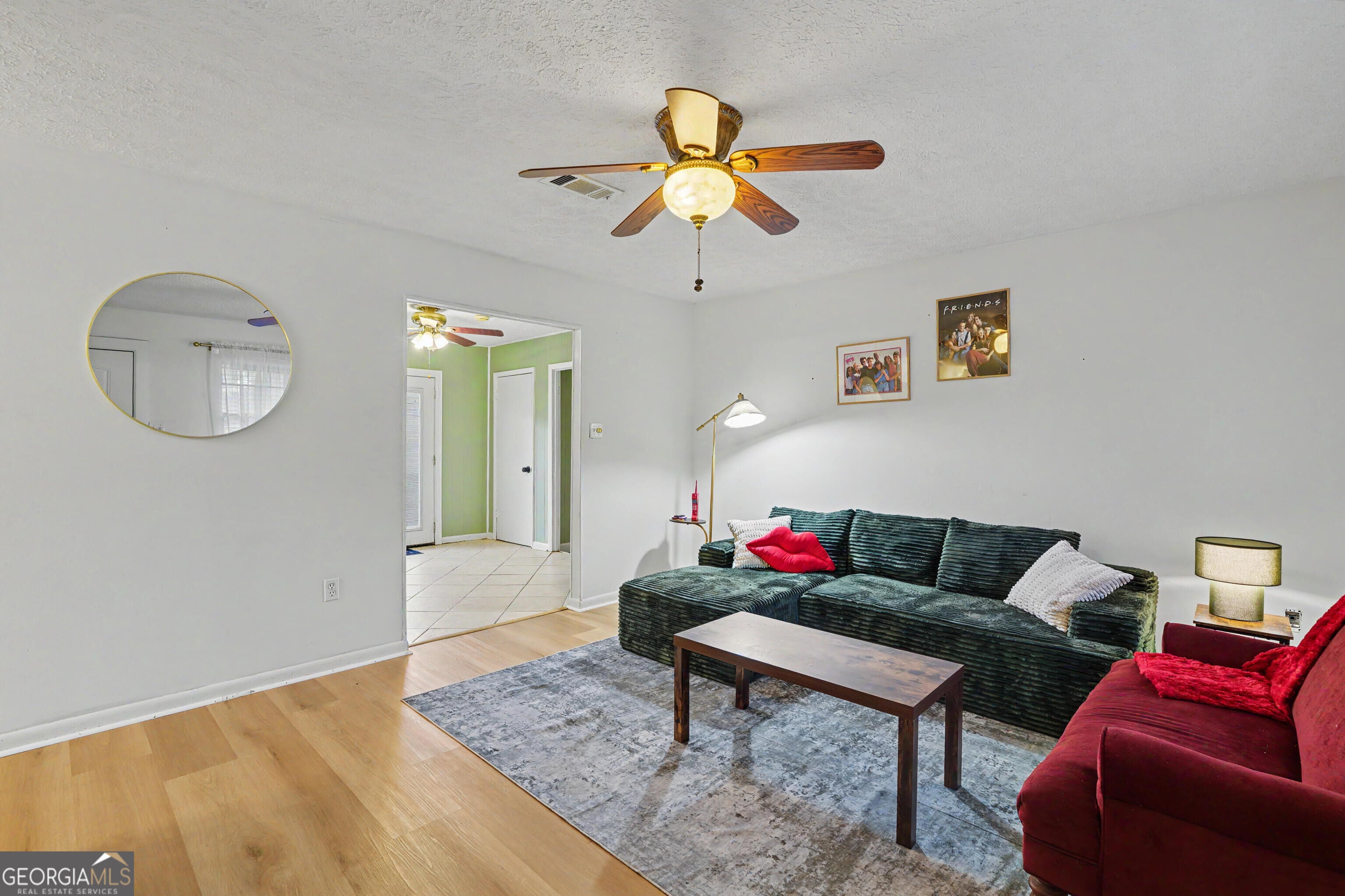 200 Melrose PL