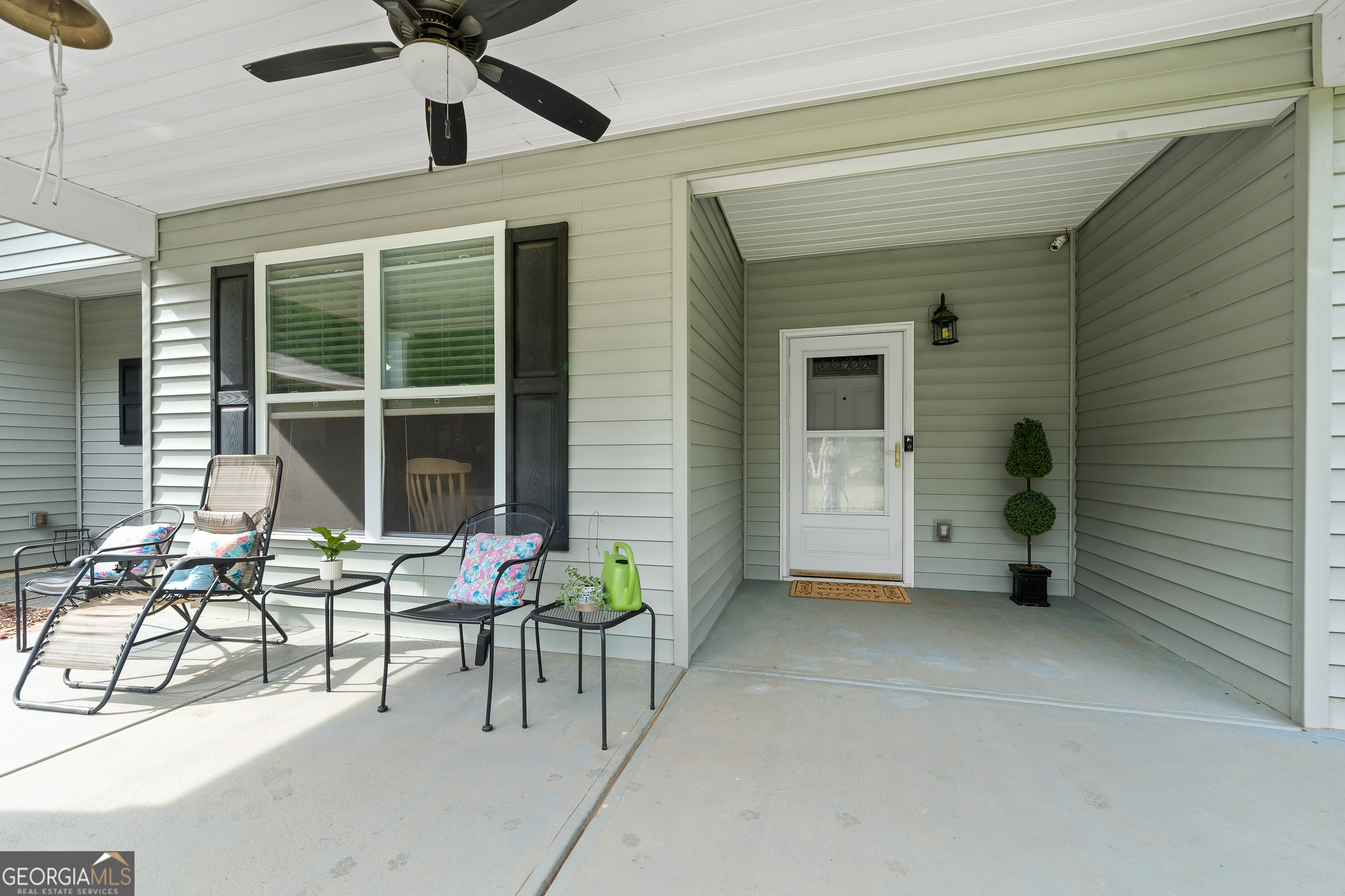 194 Burtom RD