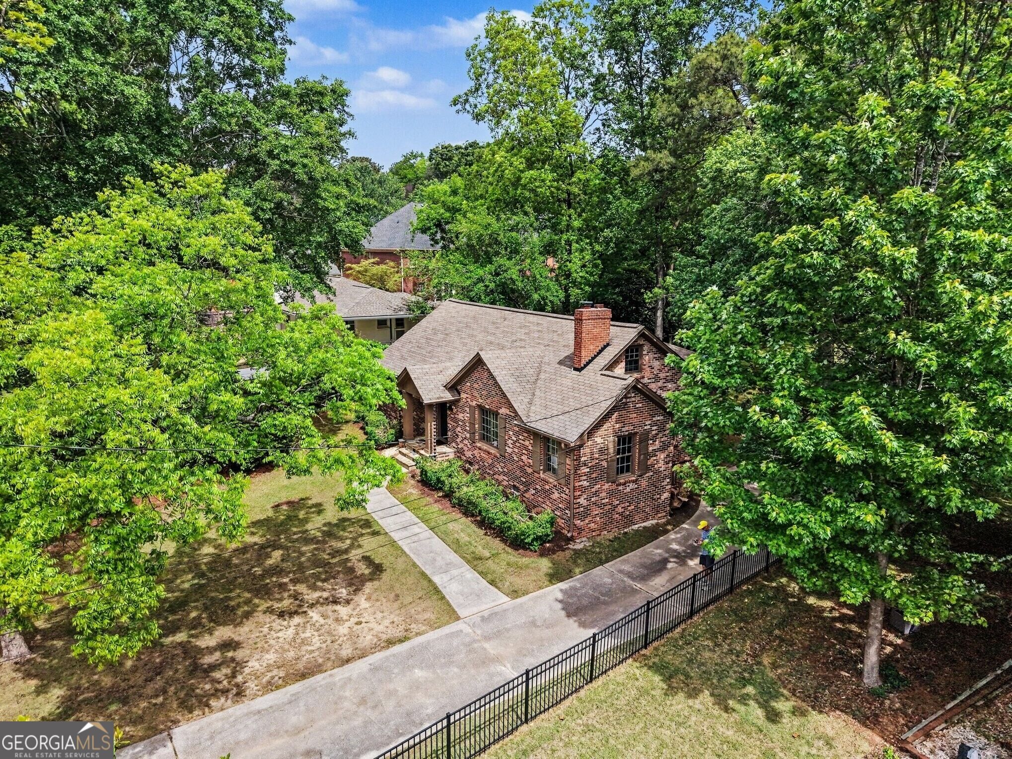 1793 Frazier RD