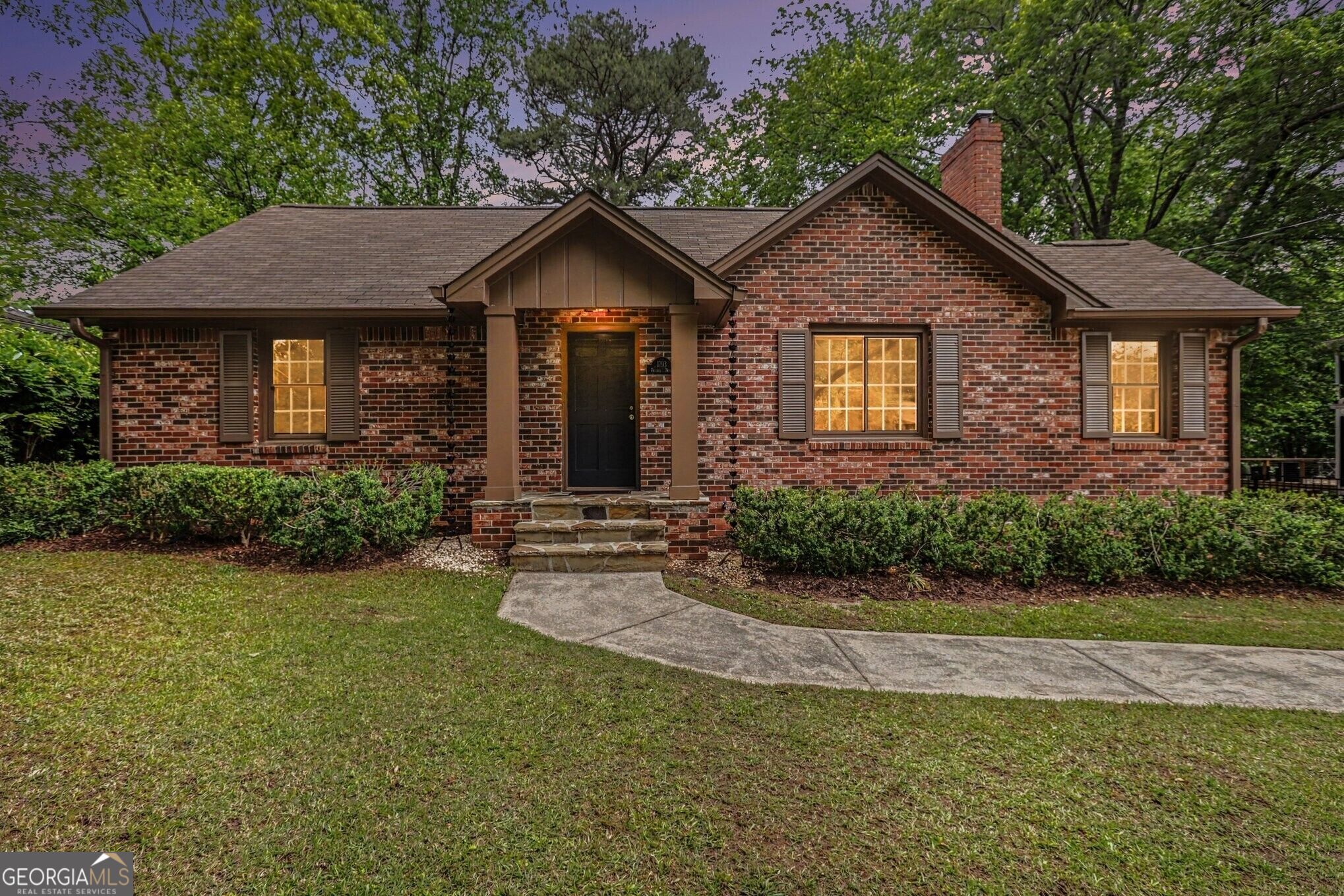 1793 Frazier RD