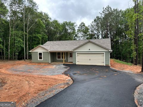 Single Family Residence in Demorest GA 925 Smith Loop.jpg