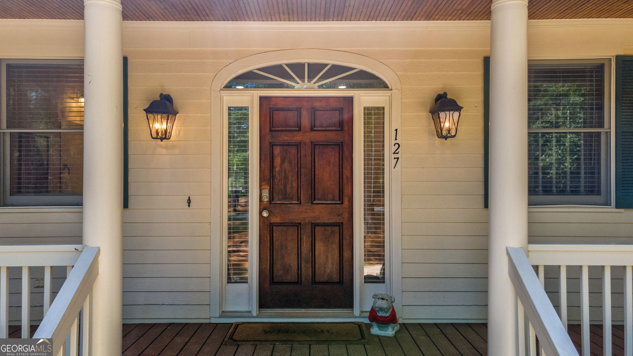 127 Oakton S