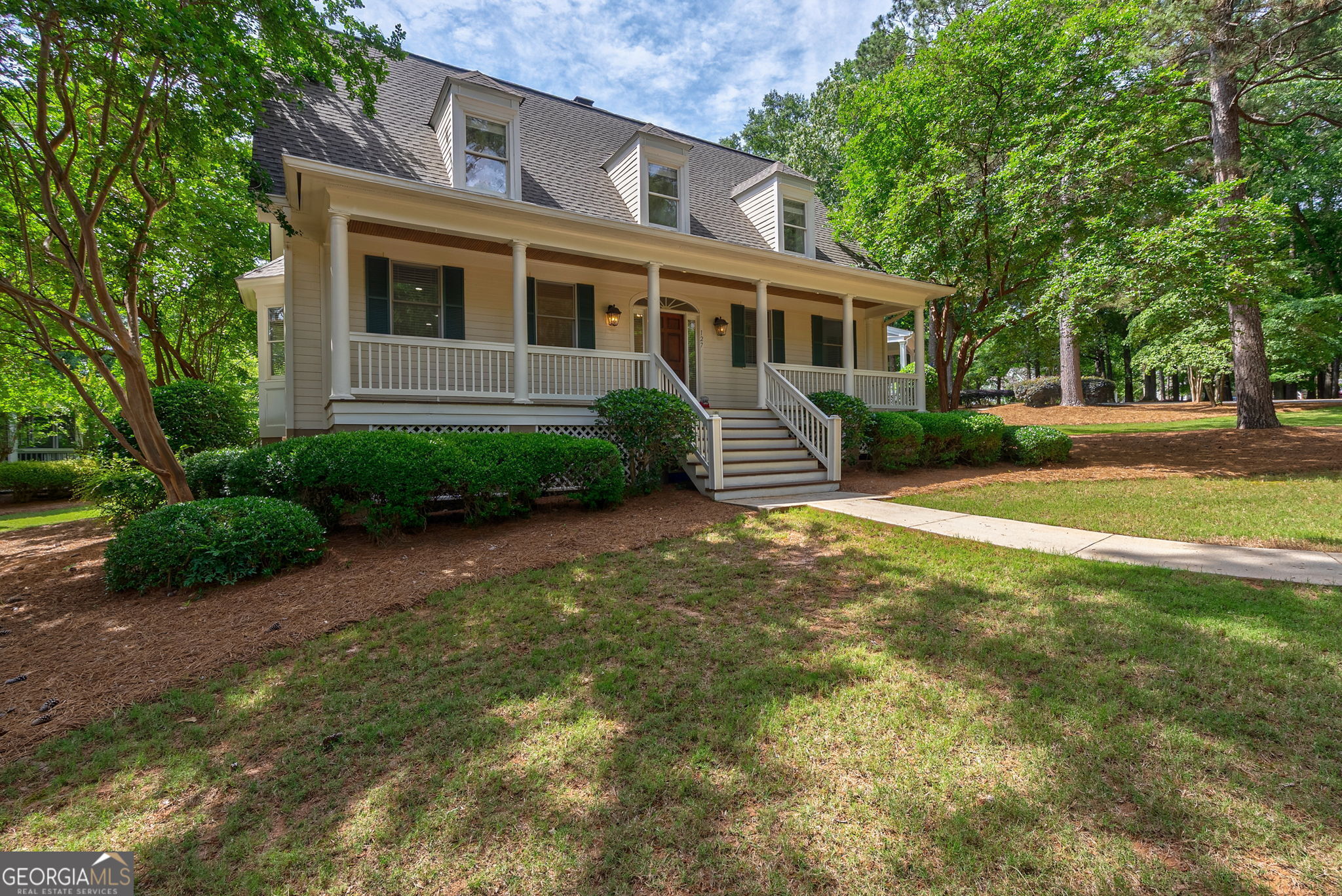 127 Oakton S