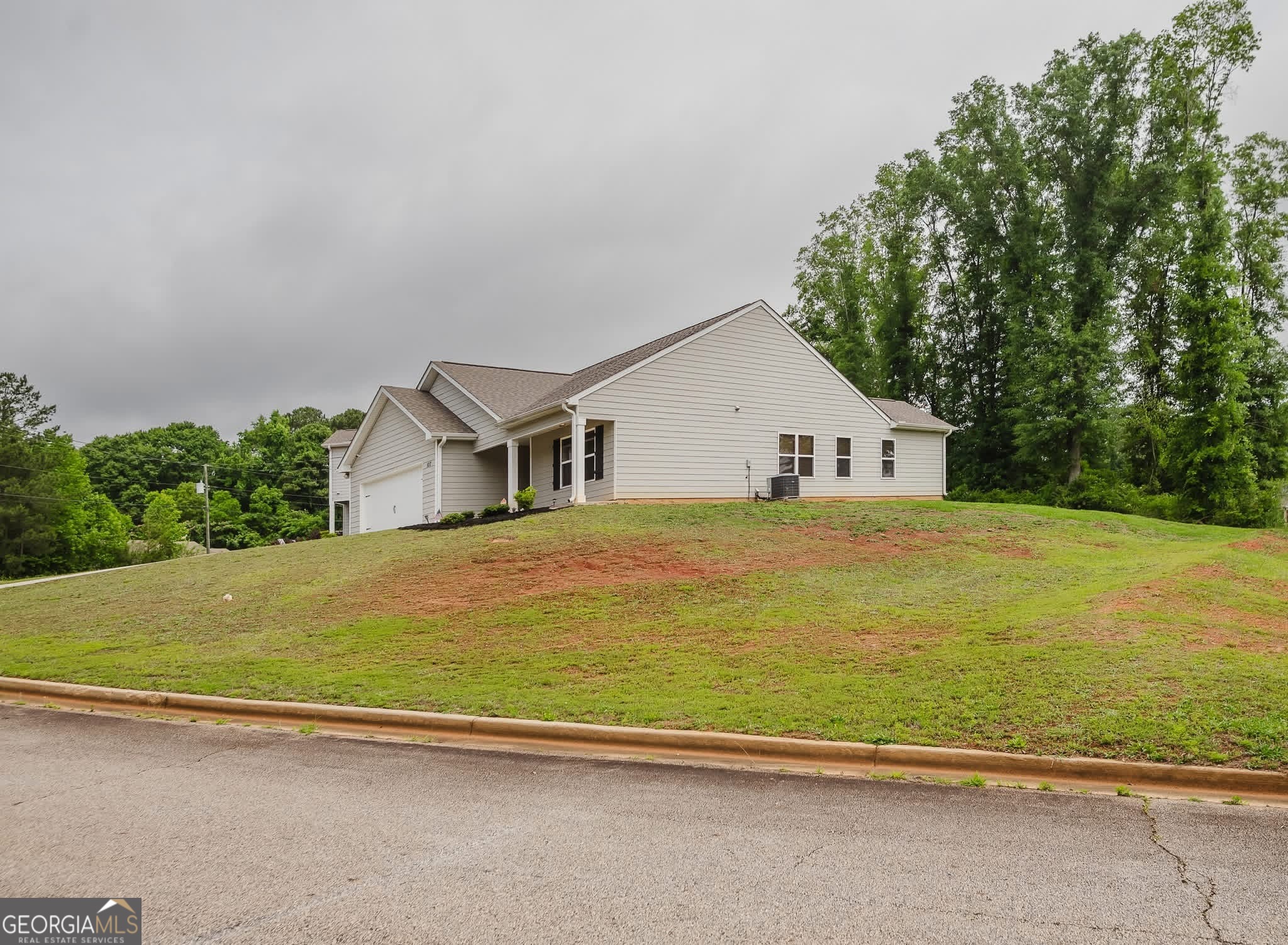 107 Hammerhead LN