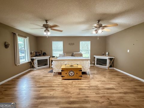 A home in Folkston