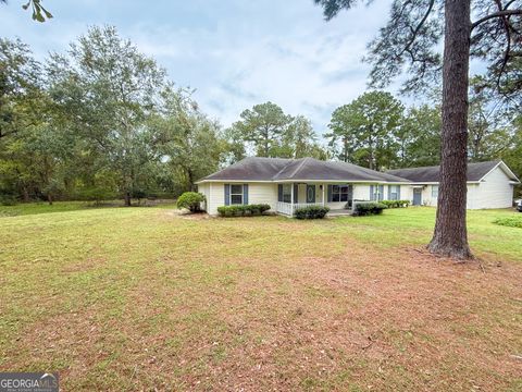 A home in Folkston