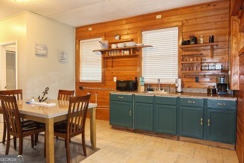 A home in Folkston