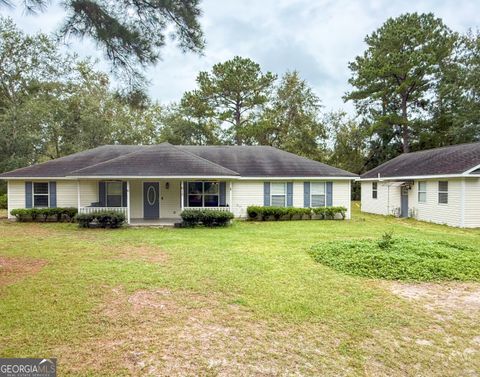 A home in Folkston