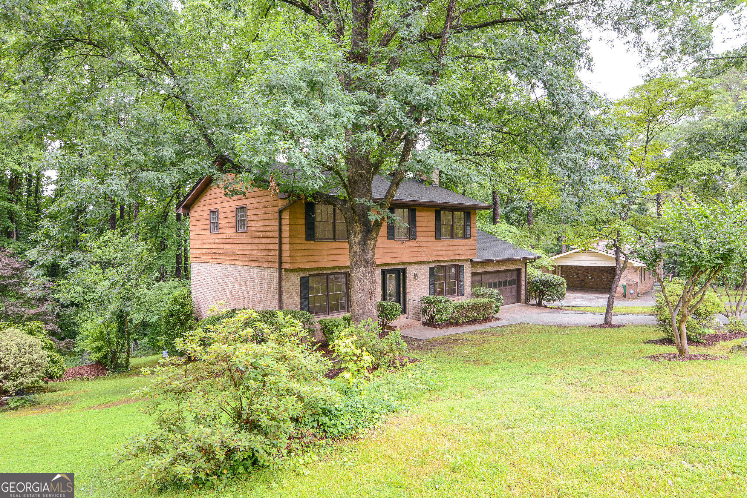 3352 NORTHBROOK DR