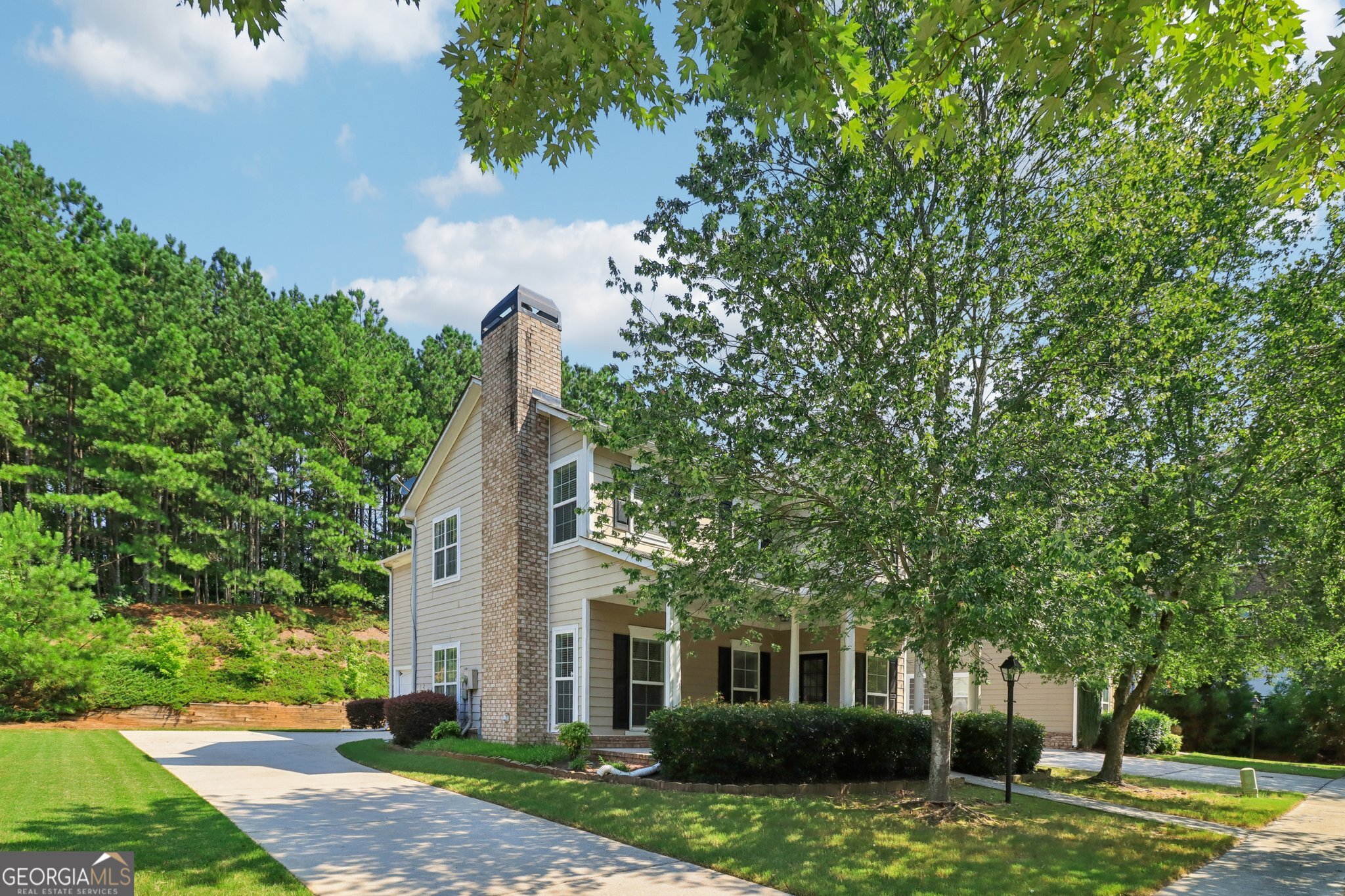 1009 Lake Pointe CT
