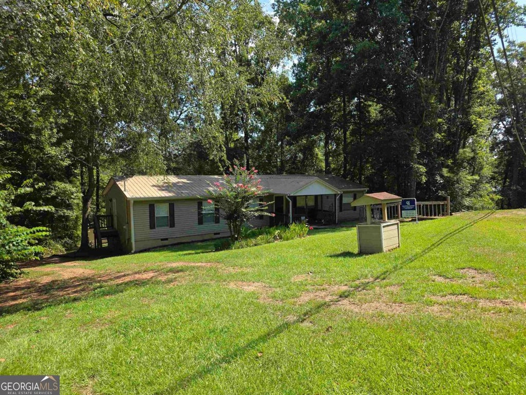Photo of 331 Twilight Shores Road, Eatonton, GA 31024 (MLS # 10823703)