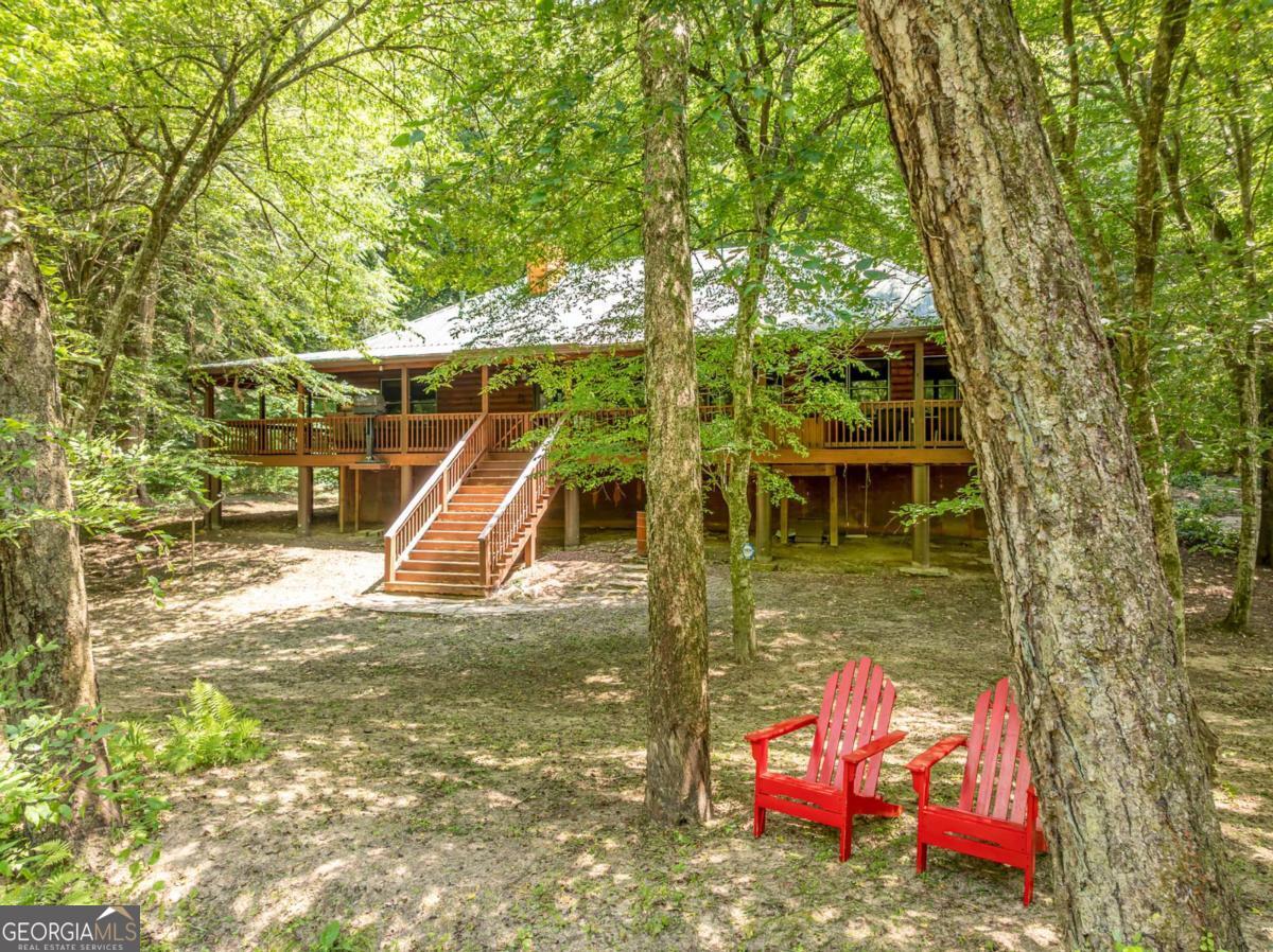 677 Riverfront DR