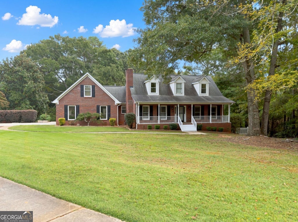Photo of 2075 E Lake Road, McDonough, GA 30252 (MLS # 10867386)