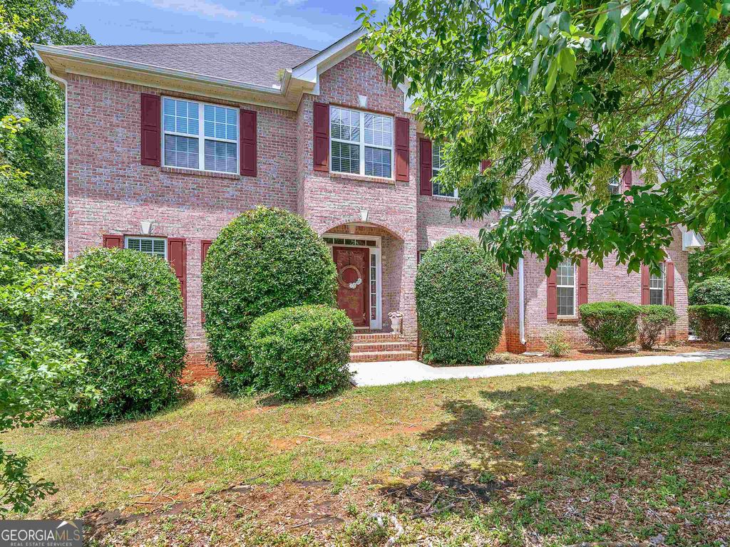 Photo of 825 Stoneglen Court, McDonough, GA 30252 (MLS # 10663230)