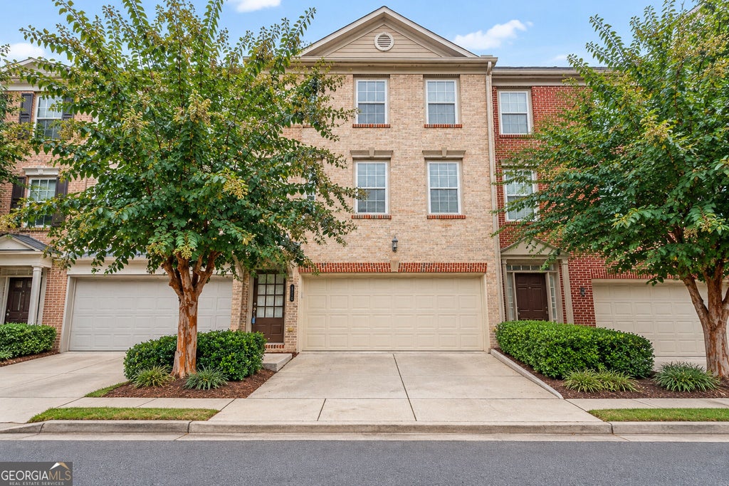 Photo of 5758 Pine Oak DR, Peachtree Corners, GA 30092 (MLS # 10872142)
