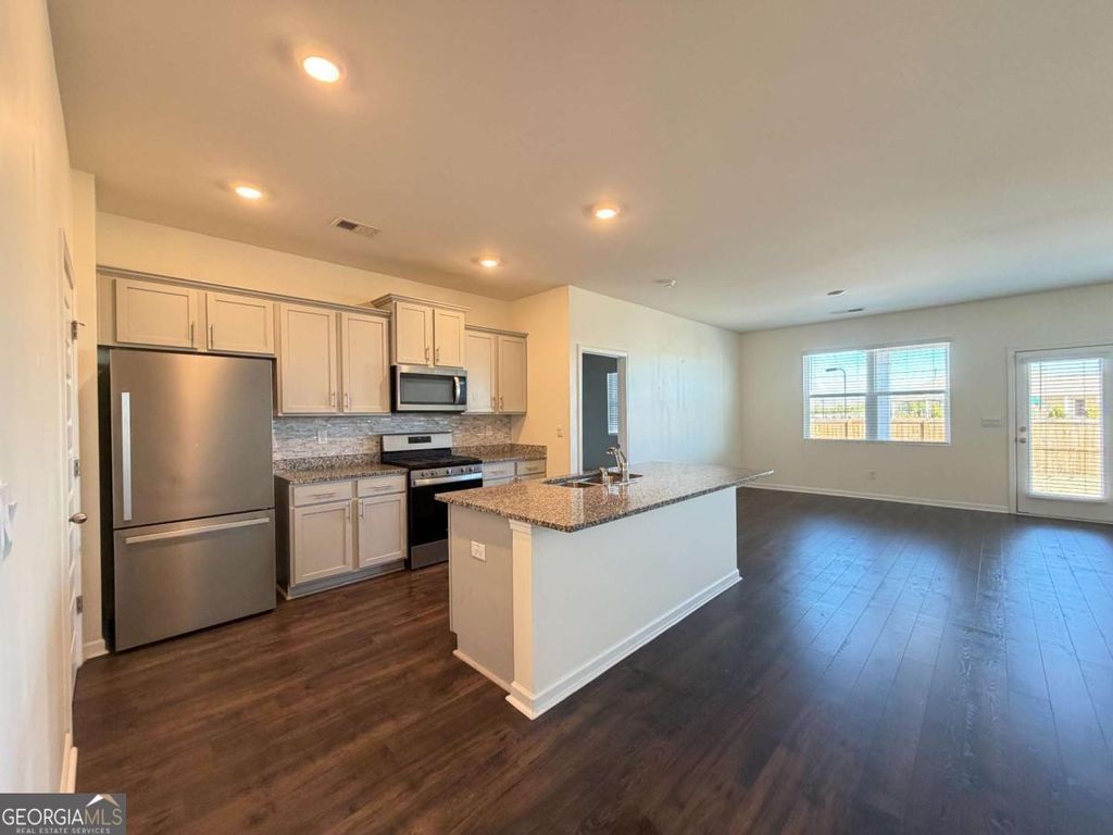 Photo of 350 Graham Campbell Ln, Statham, GA 30666 (MLS # 10695894)