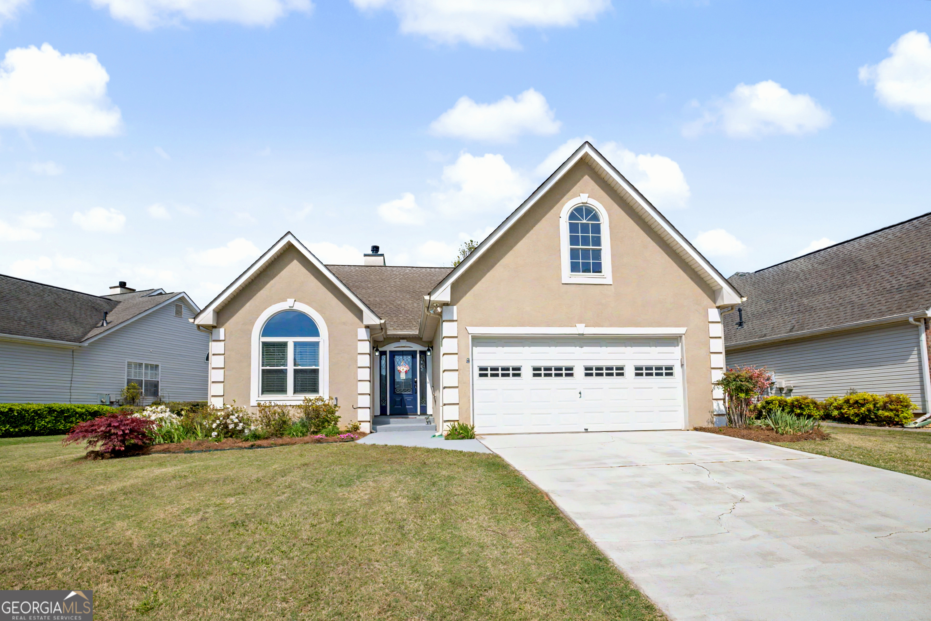 255 Fairway CT
