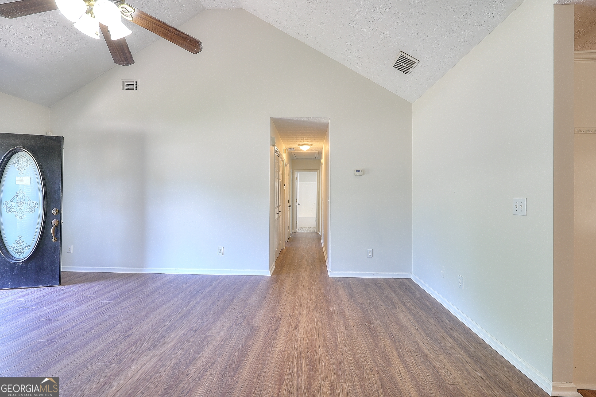 1022 Carriage WAY