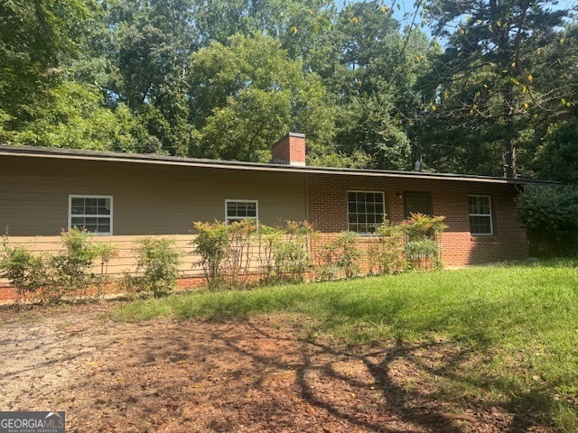 Great location within walking distance to Jefferson Memorial Stadium and next door to City Park. House features master on main with full bath, laundry hookups in master bath, open living room/breakfast area, small kitchen with stove/oven, fridge and dishwasher. Big great room/sunroom. Spacious fenced in portion of yard, large yard perfect for gardening spot. I do not advertise on FB Marketplace or Craigslist. $50 application fee per adult. Minimum 620 credit score. Call/text Kim for application 678-614-5347.