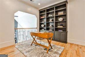 Sentinel Lake - Residential Lease
