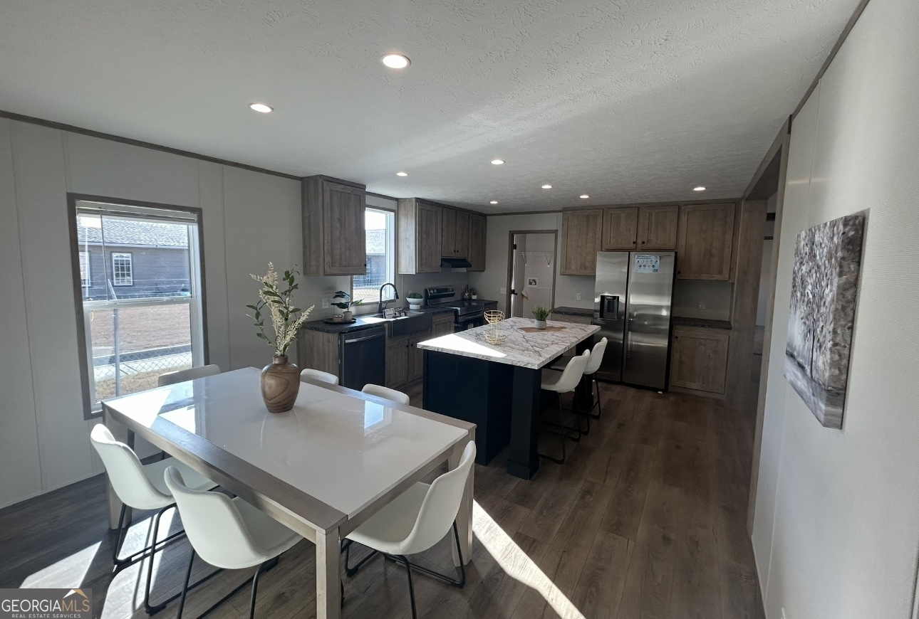 33 Marigold DR