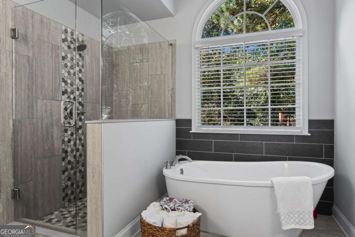 Crooked Creek - Residential