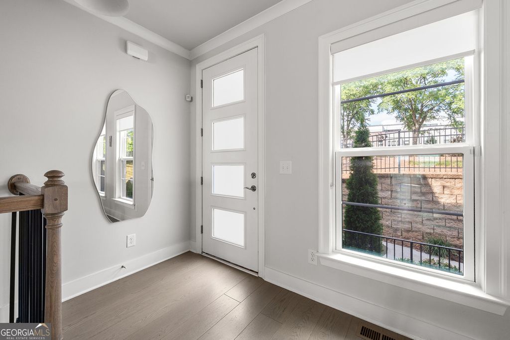 Photo of 1012 Burnside Lane NW, Atlanta, GA 30318 (MLS # 10678319)