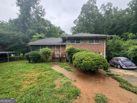 Photo of 2458 Antwerp Drive SE, Atlanta, GA 30315 (MLS # 10808811)
